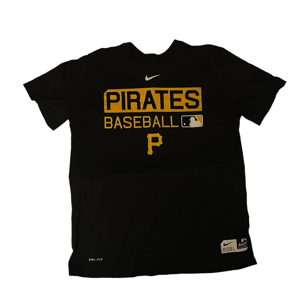 Nike Mens T-Shirt Authentic Apparel Pirates Graphic Dri Fit Size‎ L Athletic Cut